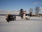 080729110916_Intensive_Care_Flight_Paramedics-Landing_on_snow_at_Delegate_NSW-Snowy_Hydro_SouthCare_helicopter-ACT_Ambulance-www.ambulancevisibility.com-David_Dutton