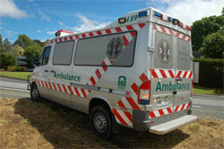 South Australia-Ambulance- old 2-www.ambulancevisibility.com-CFS Promotions Unit